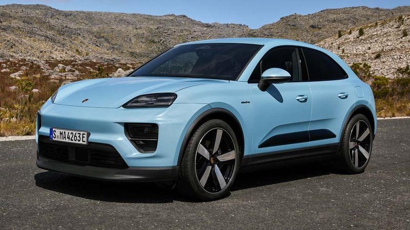 Porsche Macan EV